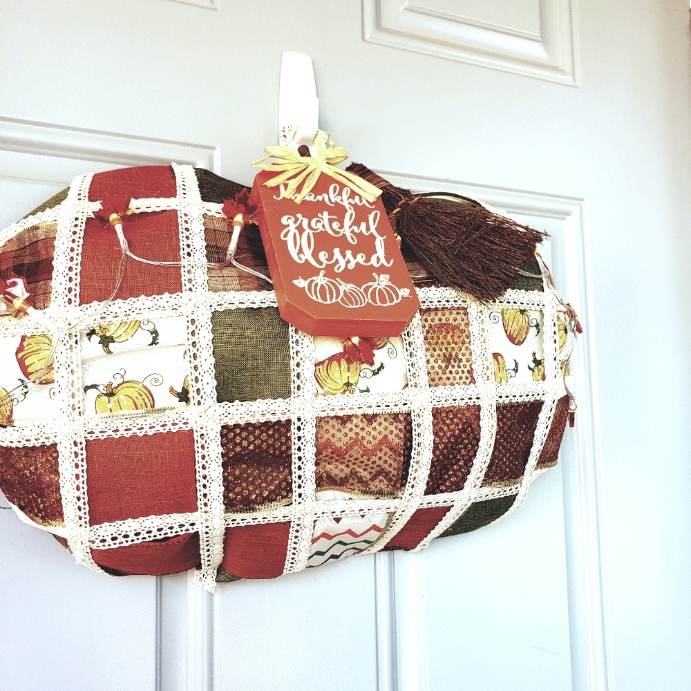Fall Pumpkin light up Wreath